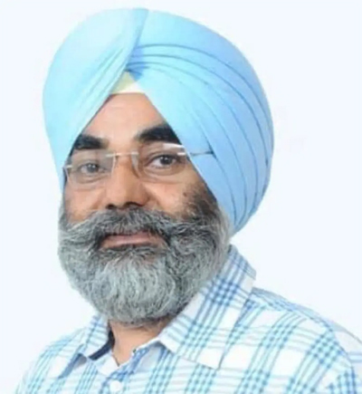 Chandigarh Administration's action to implement new service rules condemned.